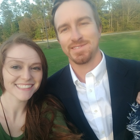 Meet your Posher, Niki - Picture 3 of 3